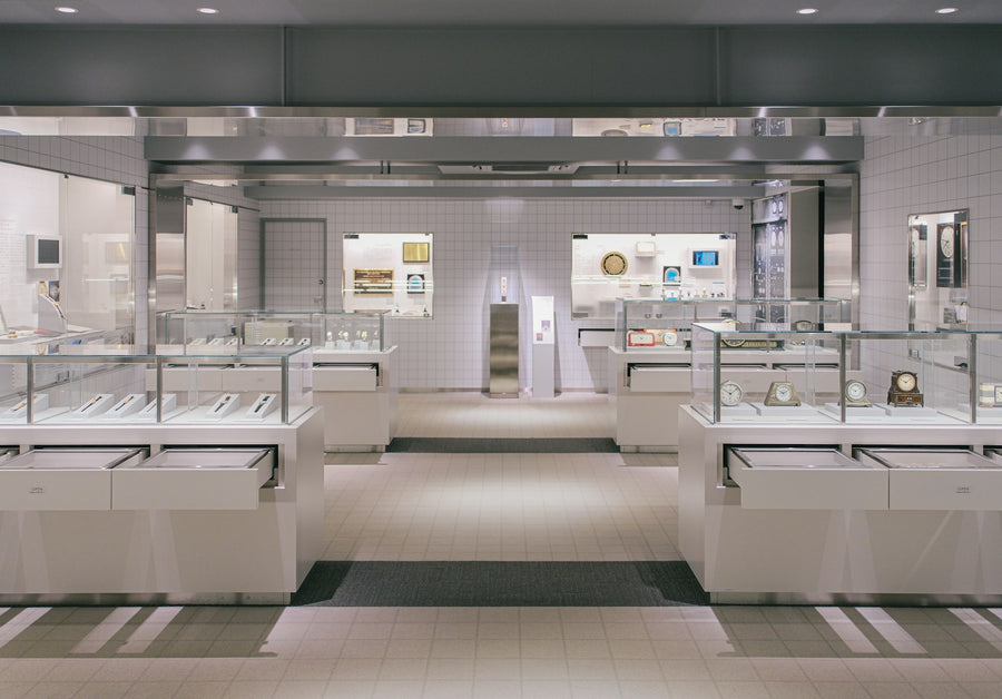 Modern jewelry showroom display cases