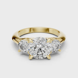 360 degree video of 3.50 CTW round cut lab grown diamond engagement ring
