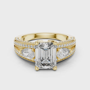 360 degree video of 3.10 CTW emerald cut lab grown diamond engagement ring